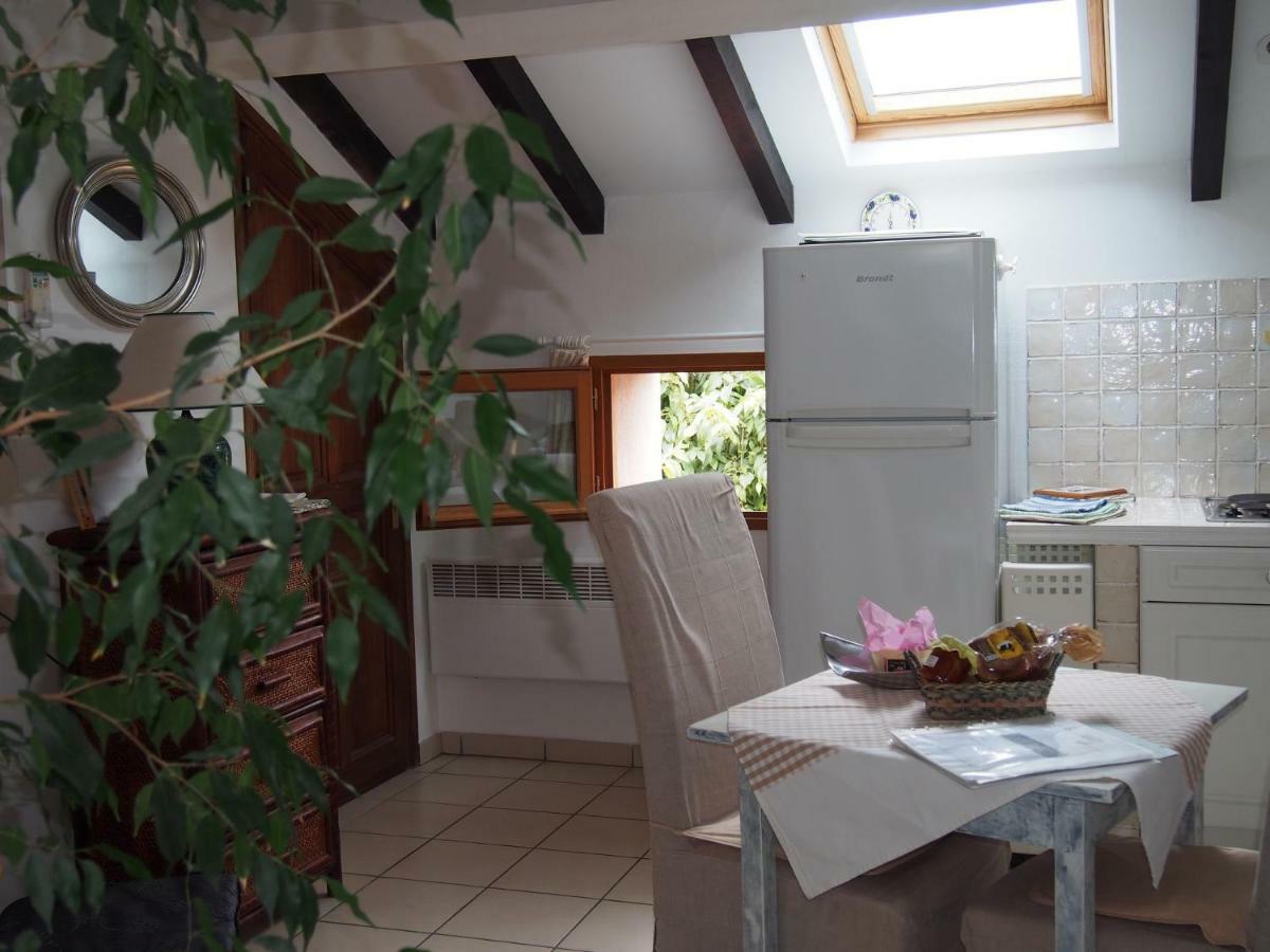 Studio Le Petit Nid D'Amour Meuble Tourisme 3 Etoiles Poggio Santa-Lucia-di-Tallano Exterior foto